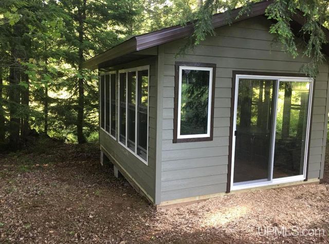 8285 Peter White Road, Deerton, MI 49822