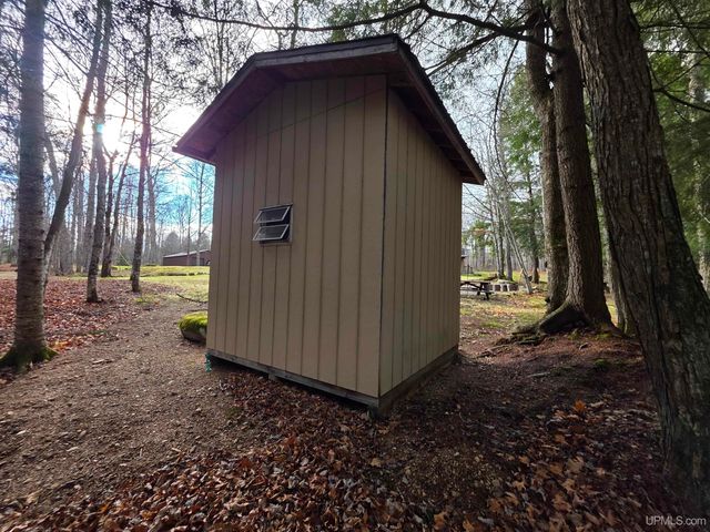 8285 Peter White Road, Deerton, MI 49822