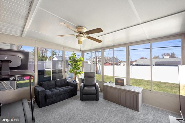 837 FAIRFIELD RD, Fairless Hills, PA 19030