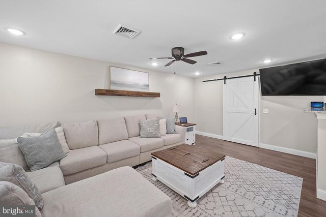 837 FAIRFIELD RD, Fairless Hills, PA 19030