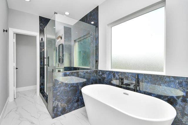 4215 Rogers Street, Houston, TX 77022