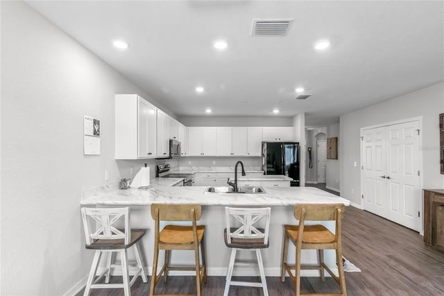 9100 SE 43RD AVENUE, Ocala, FL 34480