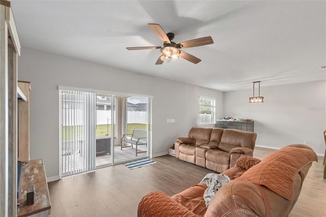 9100 SE 43RD AVENUE, Ocala, FL 34480