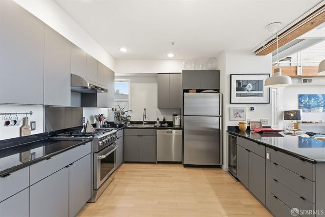 370 De Haro Street B16, San Francisco, CA 94103