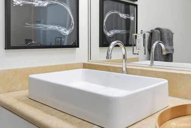 370 De Haro Street B16, San Francisco, CA 94103