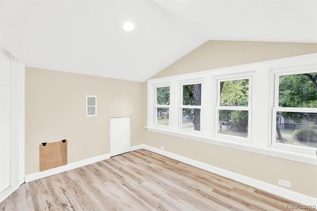 23248 Helen Street, Southfield, MI 48033