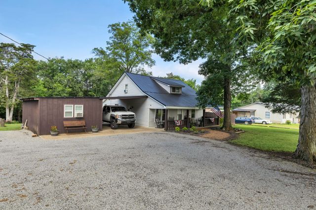 404 Tollgate Rd, Shelbyville, TN 37160