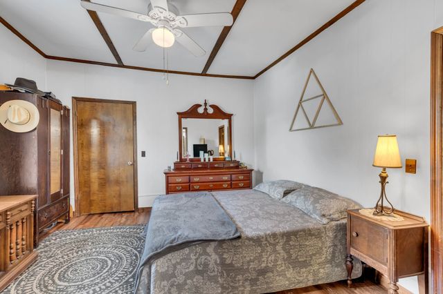 404 Tollgate Rd, Shelbyville, TN 37160