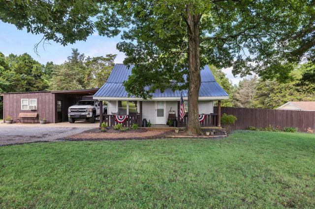 404 Tollgate Rd, Shelbyville, TN 37160