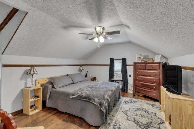 404 Tollgate Rd, Shelbyville, TN 37160
