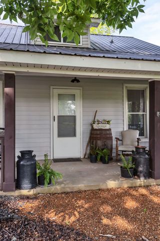 404 Tollgate Rd, Shelbyville, TN 37160