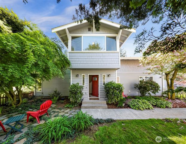 6874 Golf View Drive, Lynden, WA 98264