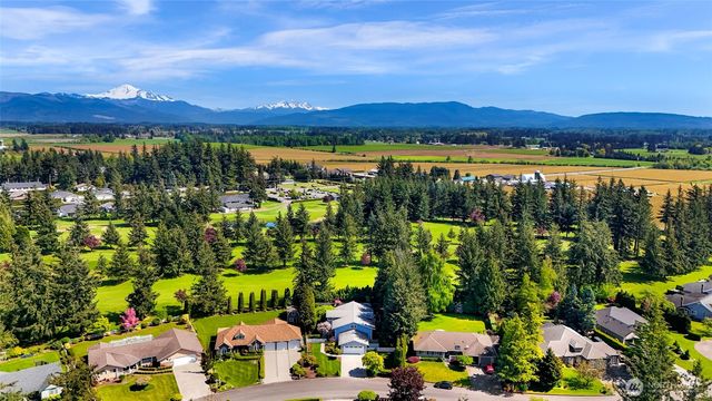 6874 Golf View Drive, Lynden, WA 98264