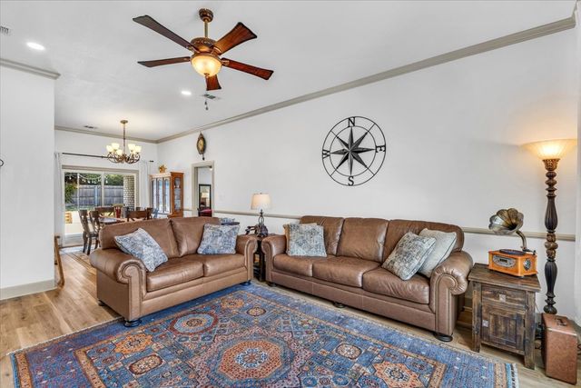 409 Edgewood Terrace, Boyd, TX 76023
