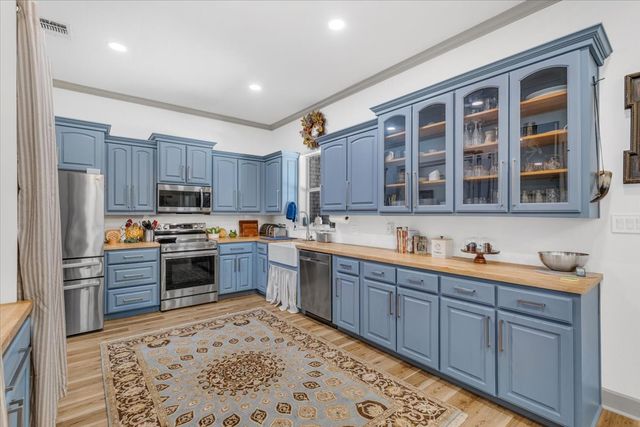 409 Edgewood Terrace, Boyd, TX 76023