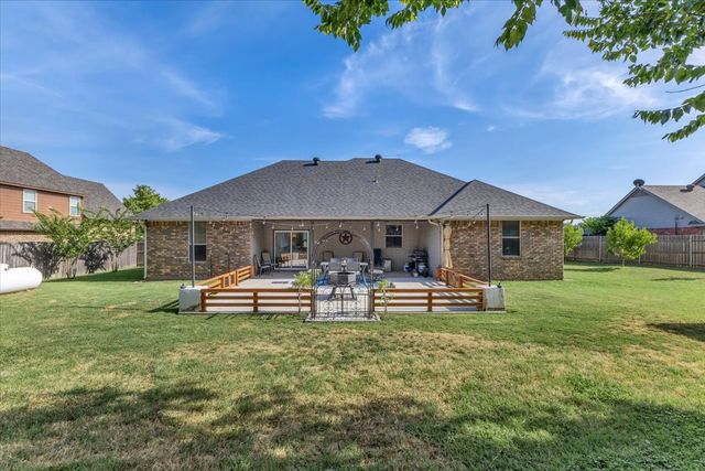 409 Edgewood Terrace, Boyd, TX 76023