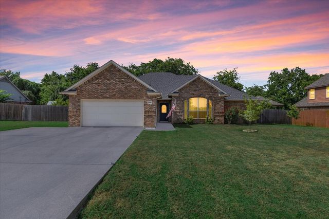 409 Edgewood Terrace, Boyd, TX 76023