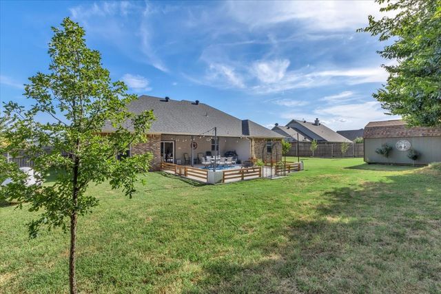 409 Edgewood Terrace, Boyd, TX 76023