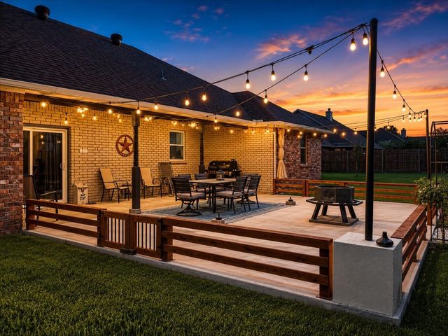 409 Edgewood Terrace, Boyd, TX 76023