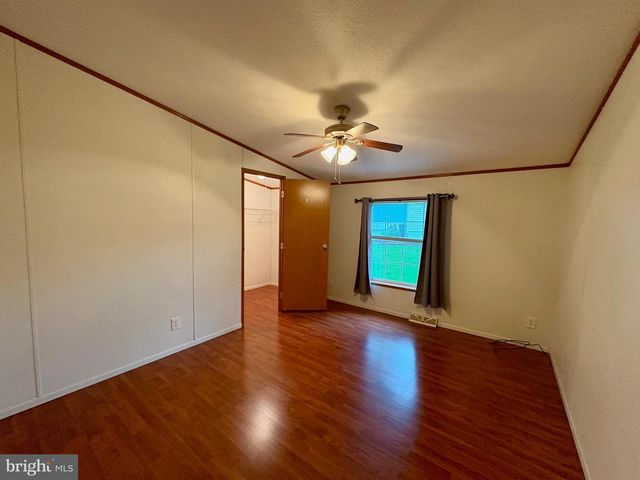 220 SHIPPENSBURG MOBILE EST, Shippensburg, PA 17257