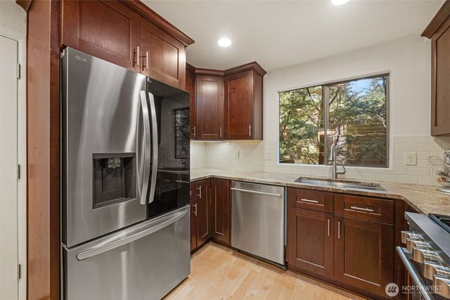 14015 60th Avenue W, Edmonds, WA 98026