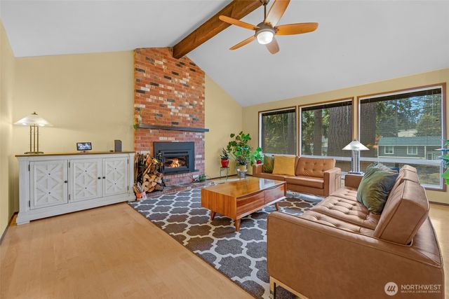 14015 60th Avenue W, Edmonds, WA 98026