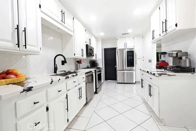 4866 Sunnyside, Riverside, CA 92506