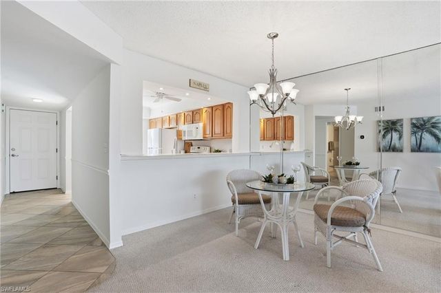 10684 Gulf Shore DR # 106B, Naples, FL 34108