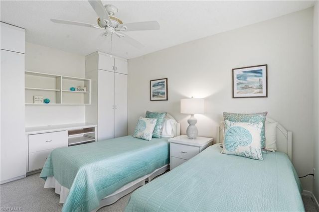 10684 Gulf Shore DR # 106B, Naples, FL 34108