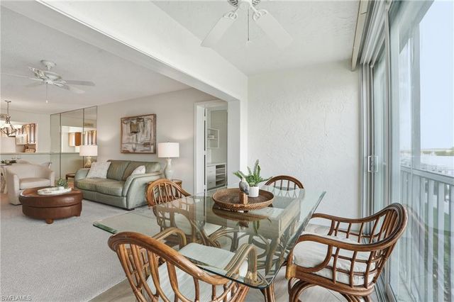 10684 Gulf Shore DR # 106B, Naples, FL 34108