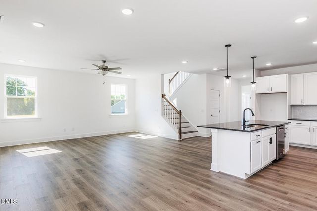 236 Golfview Avenue, Benson, NC 27504