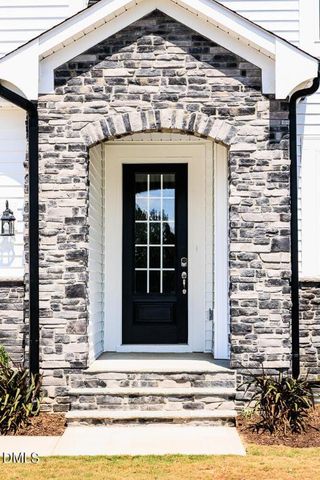 236 Golfview Avenue, Benson, NC 27504