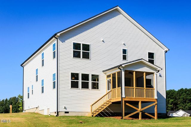 236 Golfview Avenue, Benson, NC 27504