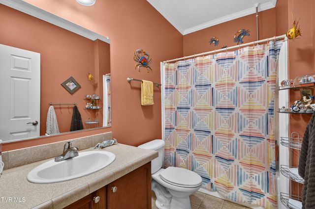 220 Crossroads Place Place, Lebanon, VA 24266