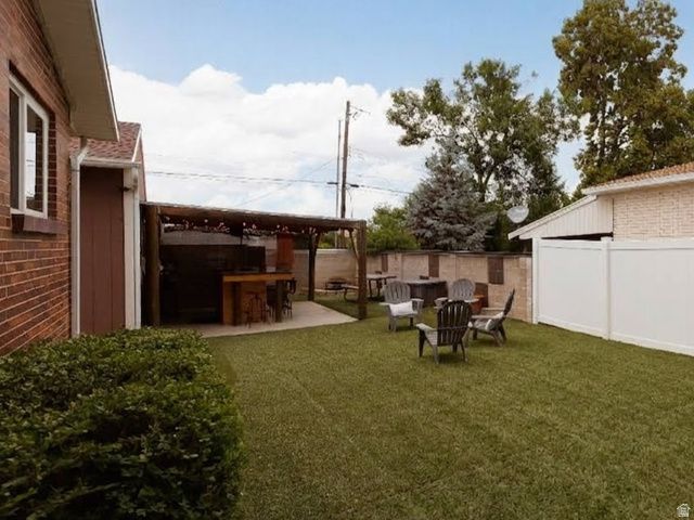 8252 S WOOD ST, Midvale, UT 84047