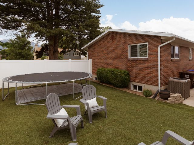 8252 S WOOD ST, Midvale, UT 84047