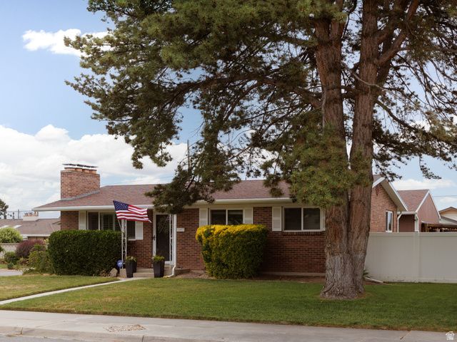 8252 S WOOD ST, Midvale, UT 84047