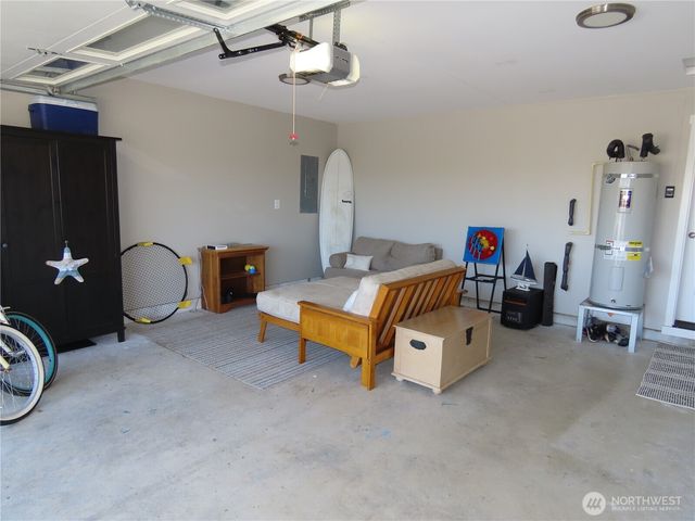 417 Riviera Street SW, Ocean Shores, WA 98569