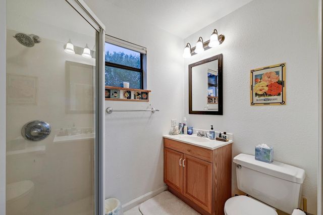 734 Island DR, Bluffton, TX 78607