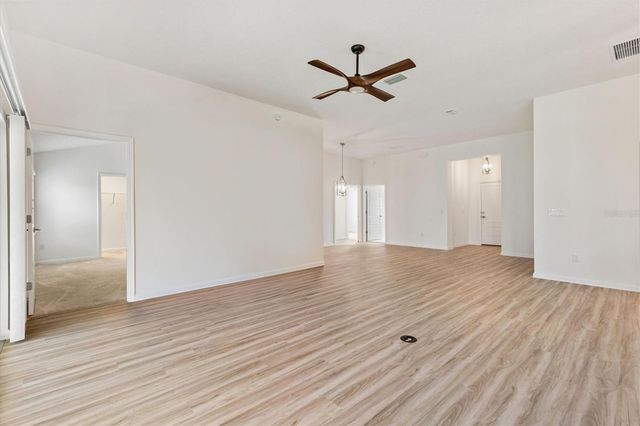 1574 ROWELL STREET, The Villages, FL 34762