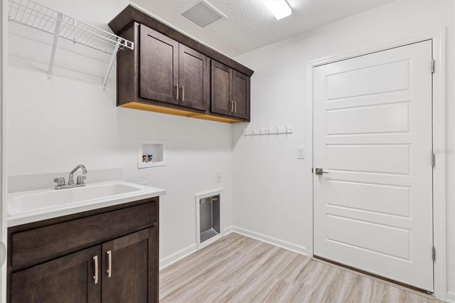 1574 ROWELL STREET, The Villages, FL 34762