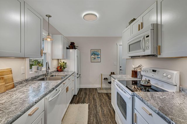 990 Hassan Street SE, Hutchinson, MN 55350