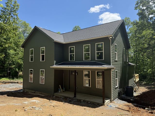10022 Forest Lane, Bon Aqua, TN 37025