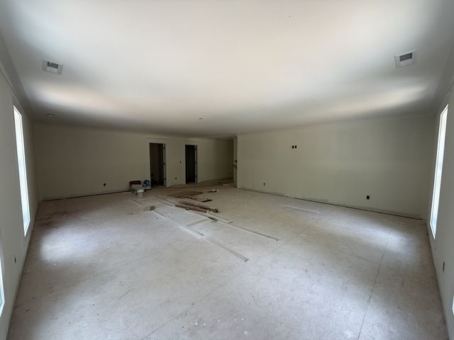 10022 Forest Lane, Bon Aqua, TN 37025