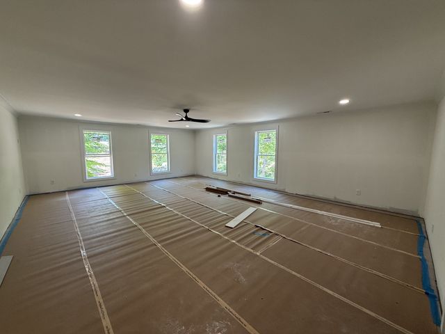10022 Forest Lane, Bon Aqua, TN 37025