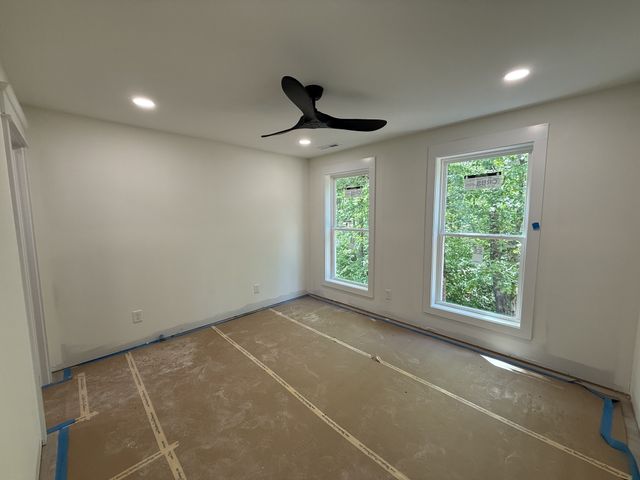 10022 Forest Lane, Bon Aqua, TN 37025