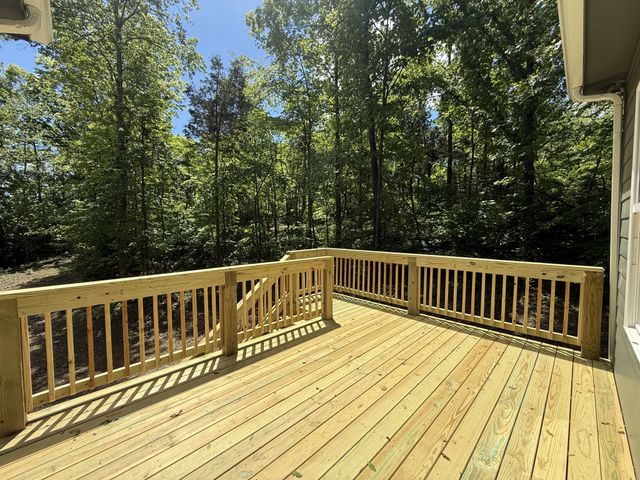 10022 Forest Lane, Bon Aqua, TN 37025