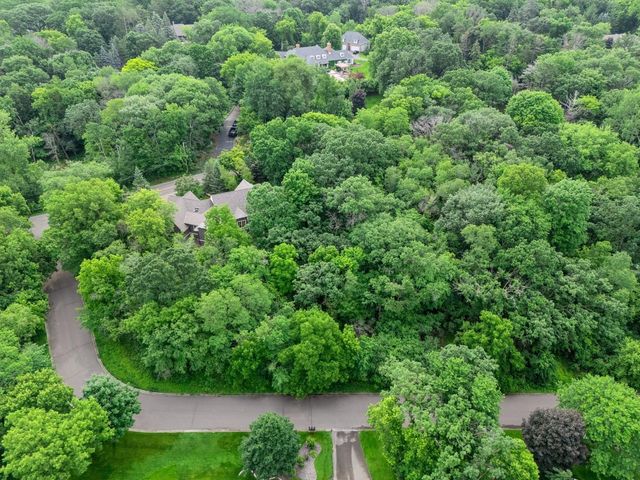 4893 Woodhurst Lane, Minnetonka, MN 55345