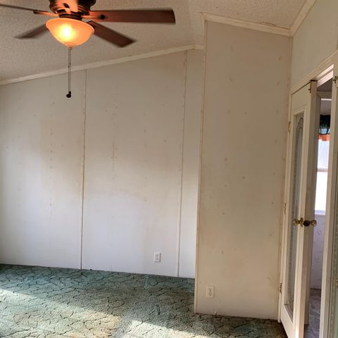 202 Armadillo T, Onalaska, TX 77360