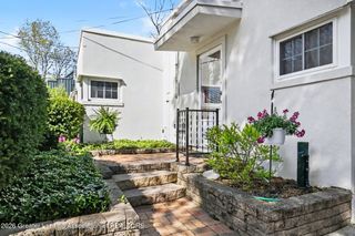 924 Forest Street, East Lansing, MI 48823